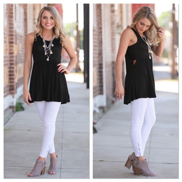 Infinity Raine Tops - 🔴 LAST ONE! Black sleeveless Tunic